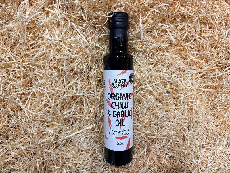 Organic Chilli & Garlic Oil (250ml)