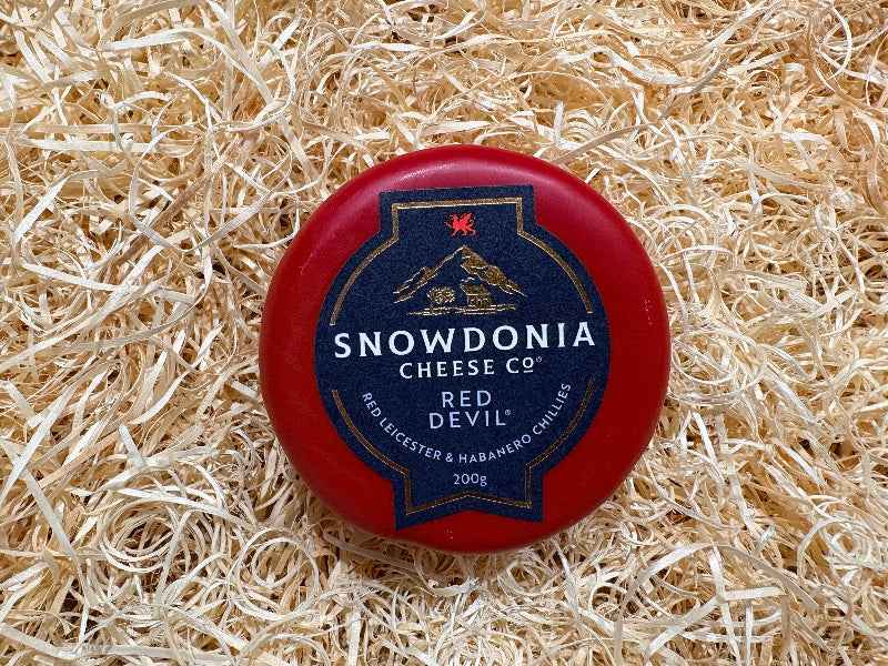 Red Devil Red Leicester with chillies (200g)